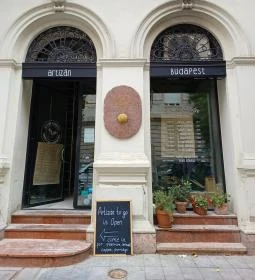 Artizán Bakery & Cafe