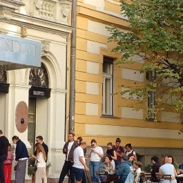 Artizán Bakery & Cafe Budapest - Külső kép