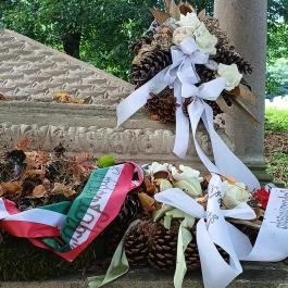 Benczúr Gyula Mauzóleum Szécsény - Egyéb