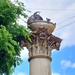 Borárus-szoborkompozíció, Budapest - Egyéb