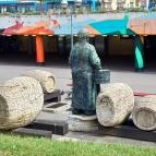 Borárus-szoborkompozíció Budapest - Egyéb