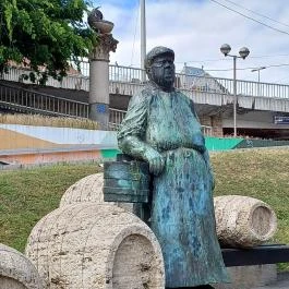 Borárus-szoborkompozíció, Budapest - Egyéb