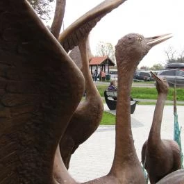 Daru szoborcsoport Hortobágy - Egyéb