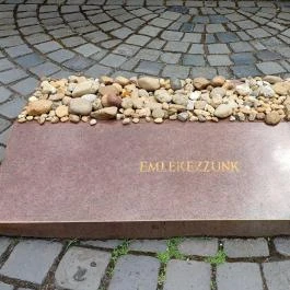 Emanuel Emlékmű Budapest - Egyéb