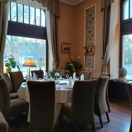 Erzsébet Királyné Szálloda, Gödöllő - Vendéglátás