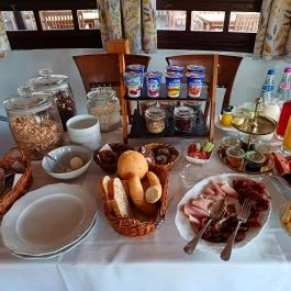 Fiastyúk Udvarház, Csór - Egyéb