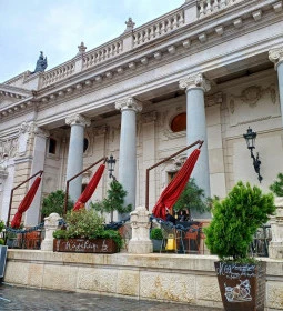 Főőrség Étterem & Kávéház