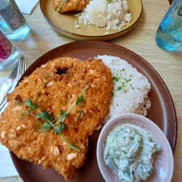 Fruska Bistro - Nádor utca Budapest - Étel/ital