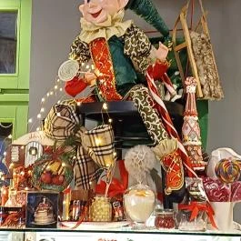 Fürge Páva, Monor - Egyéb