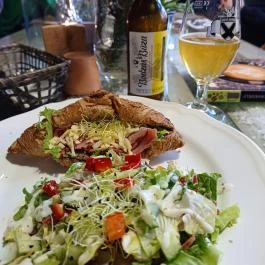 Fürge Páva, Monor - Egyéb