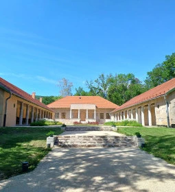 Füzérradványi Kastély Üdülőház