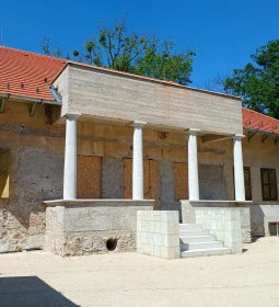 Füzérradványi Kastély Üdülőház