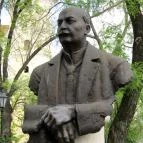 Gaál Kálmán mellszobor Kisújszállás - Egyéb