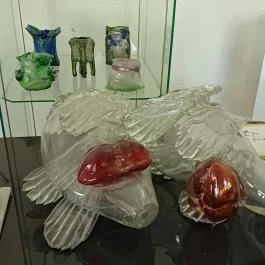 Goszthony Mária Emlékmúzeum és Nemzetközi Üvegmúzeum, Bárdudvarnok - Egyéb