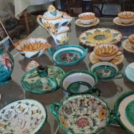 Goszthony Mária Emlékmúzeum és Nemzetközi Üvegmúzeum, Bárdudvarnok - Egyéb