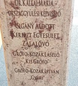 Grófo-Kozák László szobra