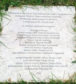 A Horthyligetre hurcoltak emlékműve