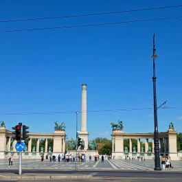 Hősök tere, Budapest - Külső kép