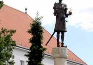 Károly Róbert-szobor Gyöngyös