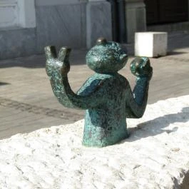 Kolodko: Csúzli miniszobor Vác - Egyéb