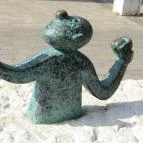 Kolodko: Csúzli miniszobor Vác - Egyéb