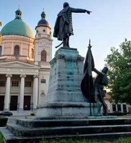 Kossuth szobor