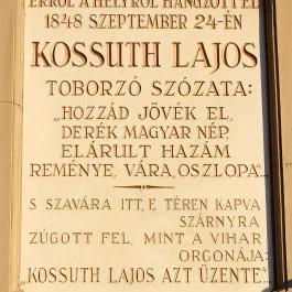 Kossuth toborzó emléktábla Cegléd - Külső kép