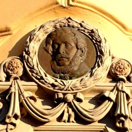 Kossuth toborzó emléktábla Cegléd - Külső kép