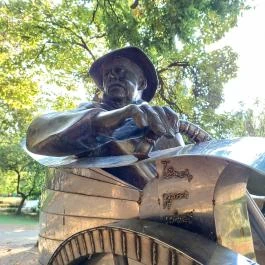 Krúdy Gyula szobra Siófok - Egyéb