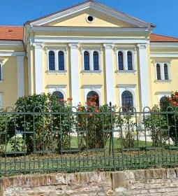 Kunmadarasi Református templom