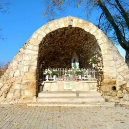 Lourdes-i barlang, Jánoshida - Egyéb