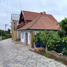 Lusta Páva Borbár és Pince Monor - Egyéb