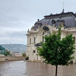 Magyar Királyi Lovarda és Csikós Udvar Budapest - Külső kép