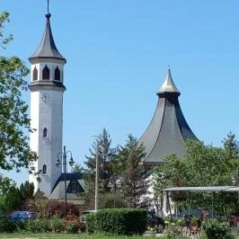 Martfűi Szent Tamás apostol templom, Martf? - Külső kép