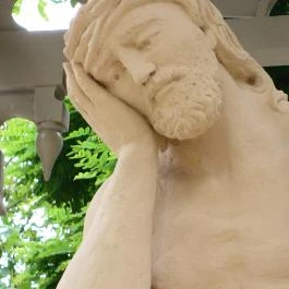 Merengő Krisztus, Szolnok - Egyéb