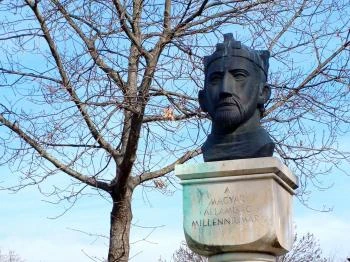 Millennium 2000 Szolnok