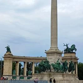 Millenniumi emlékmű, Budapest - Egyéb