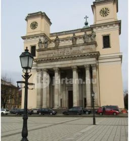 Váci Nagyboldogasszony-székesegyház 