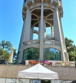 Nagyerdei Víztorony Kávézó & Fröccsbár