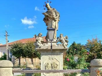 Nepomuki Szent János Mád