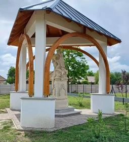 Nepomuki Szent János-szobor