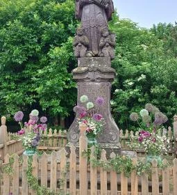 Nepomuki Szent János-szobor