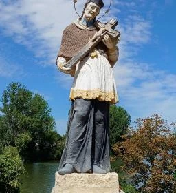 Nepomuki Szent János-szobor