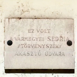 Pesti vármegyeháza Budapest - Külső kép