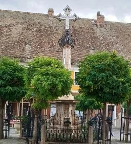 513. legjobb látnivaló: Pestiskereszt 