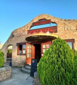 Pokol Pince Pizzéria & Pub