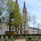 Premontrei Apátság Szent Ágoston temploma Gödöllő - Külső kép
