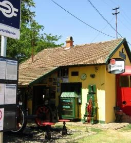 25. legjobb látnivaló: Pusztakettős Vasúti Megállóhely