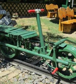 Pusztakettős Vasúti Megállóhely