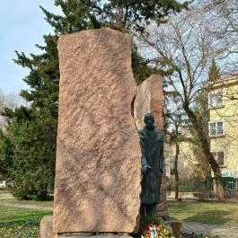 Raoul Wallenberg-szobor Budapest - Külső kép